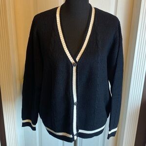 Black and White Cardigan Sweater V-Neck Button Front Closure sz XL. NWOT